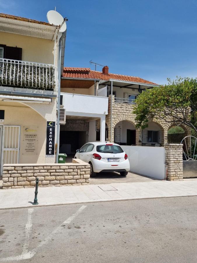 Apartman Smoljic 4+2 Primosten Exterior photo